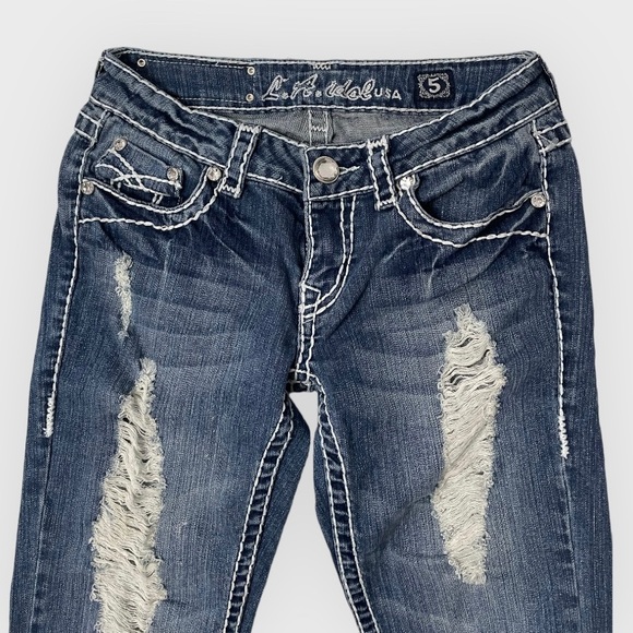 L.A. Idol distressed low rise bootcut jeans with contrast stitching - Picture 2 of 7